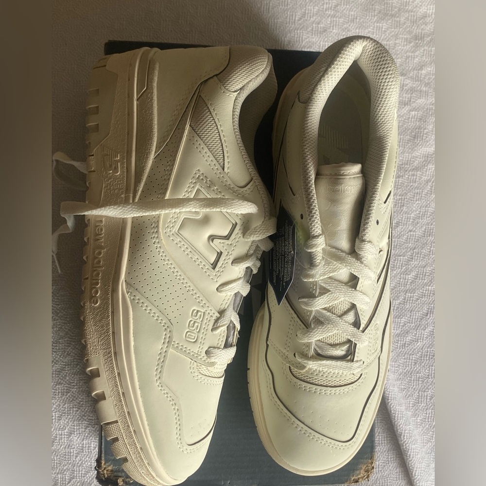 New Balance 550  “Beige Turtledove” NWT